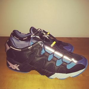 Ascics NWT'S Wmn's 9.5M Slam Jam Gel Mai